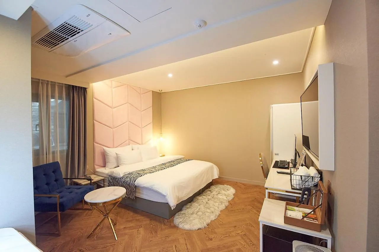 Denbasta Hotel Pusan 2*,  Jižní Korea