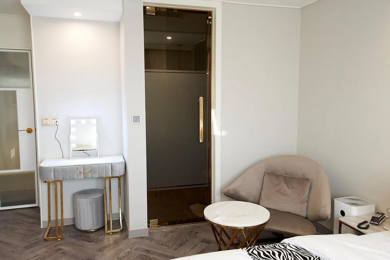 Denbasta Hotel Pusan 2*,  Jižní Korea